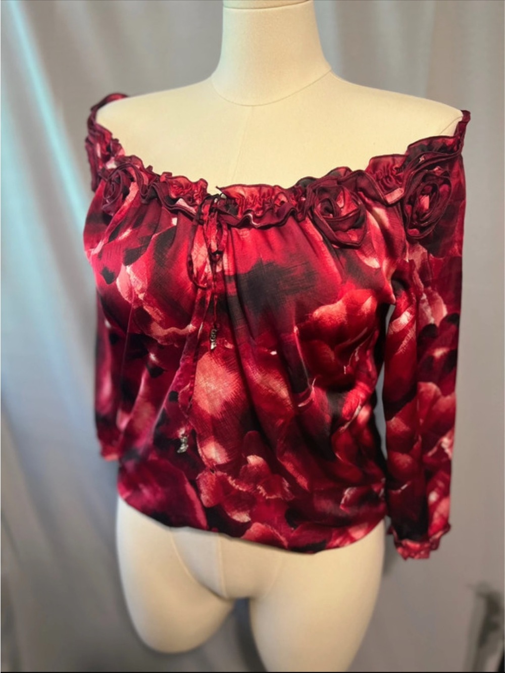 White House Black Market Off-Shoulder Floral Blouse - Burgundy & Black